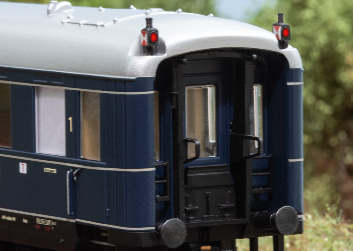 Marklin 43233 F 41 Senator Express Train 4-Car Passenger Car Set - V2