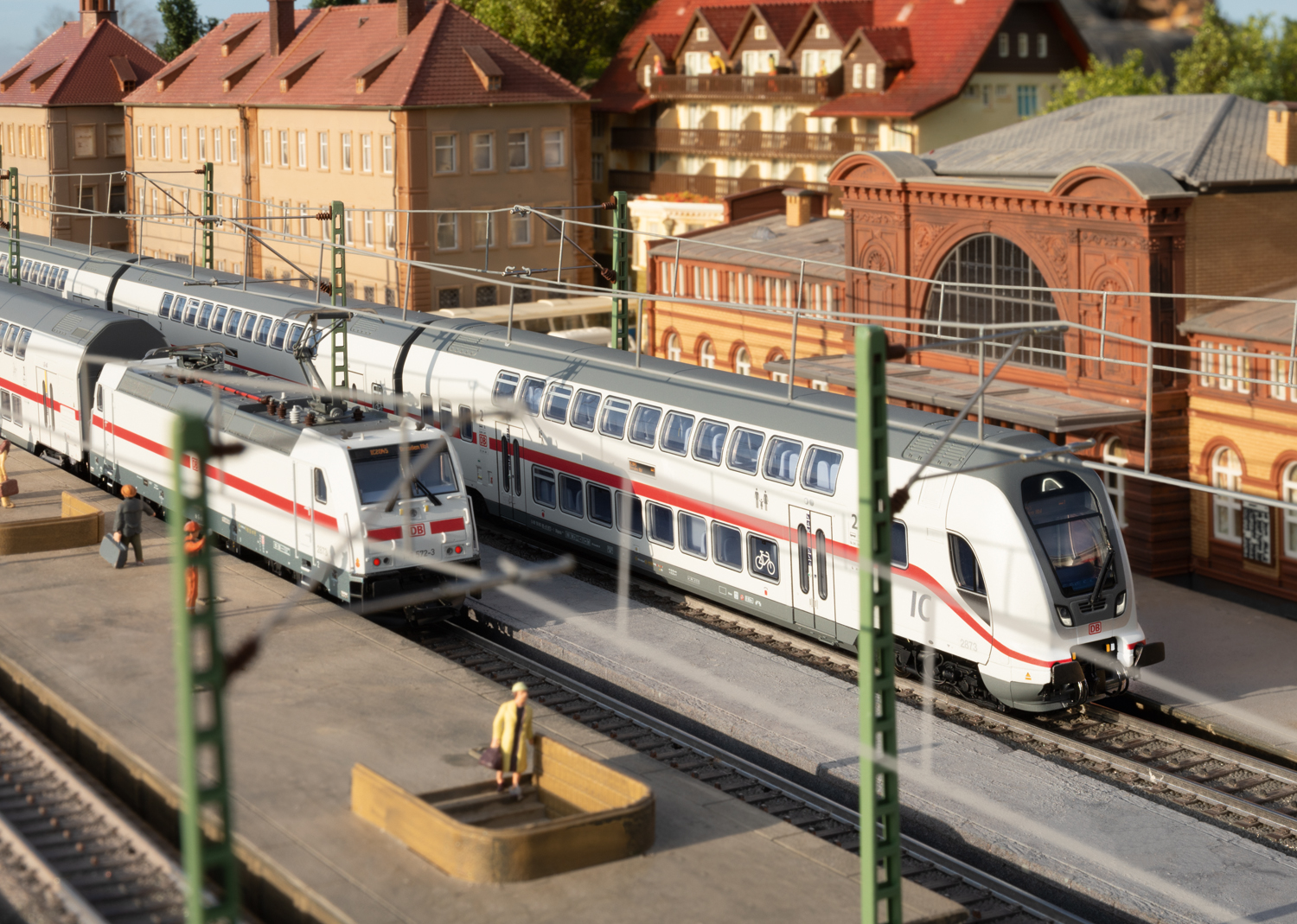 Marklin 37449 Class 146.5 Electric Locomotive - V2