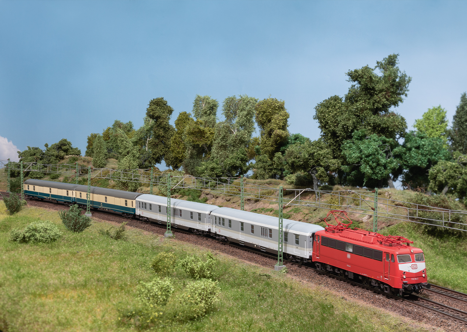 Marklin 37019 Class 110.3 Electric Locomotive - V4
